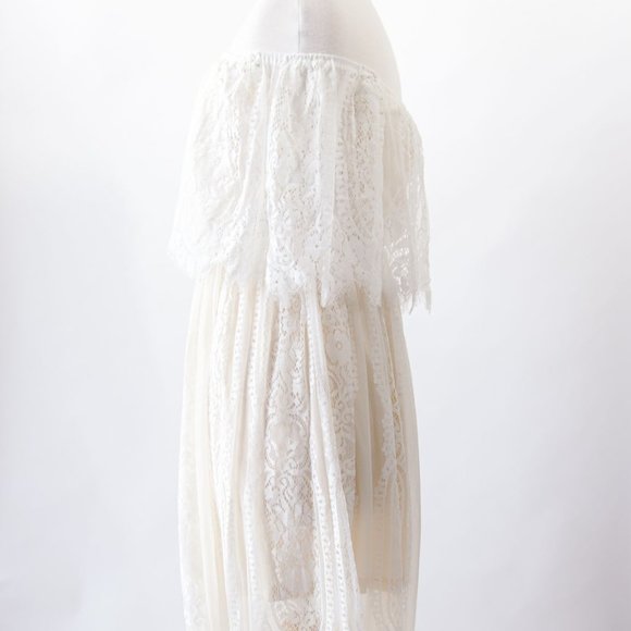 BALTIC BORN Lace Maxi Dress - Picture 5 of 7
